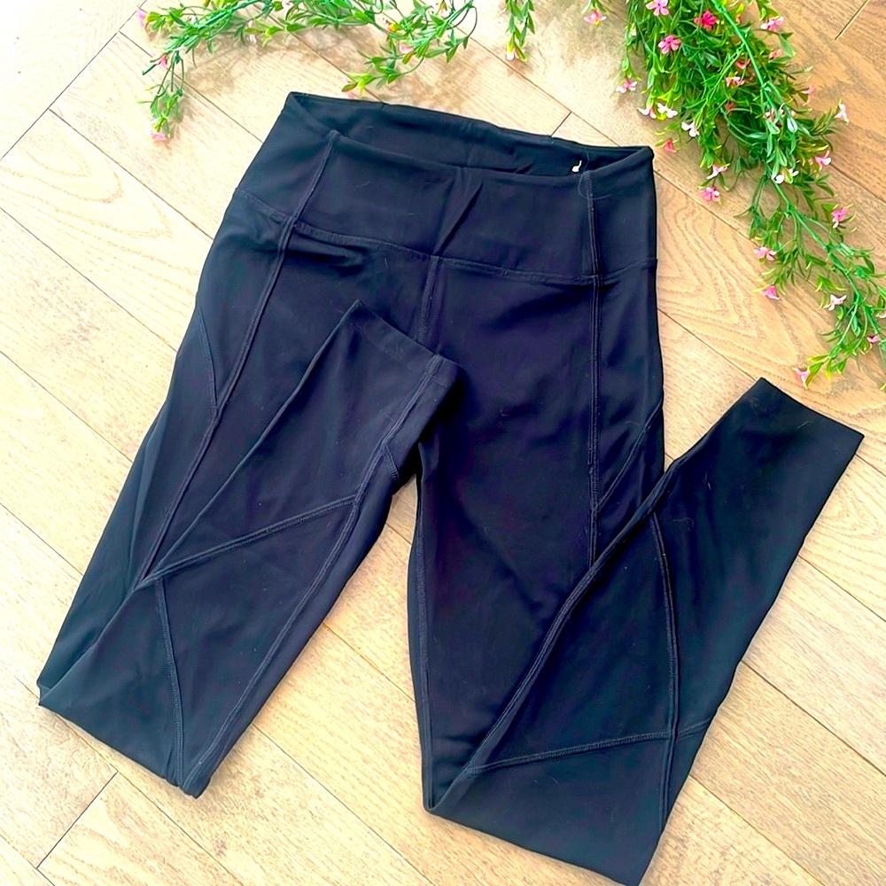 Pink Sport Leggings - Stylish, Stretchy, and Secretive!